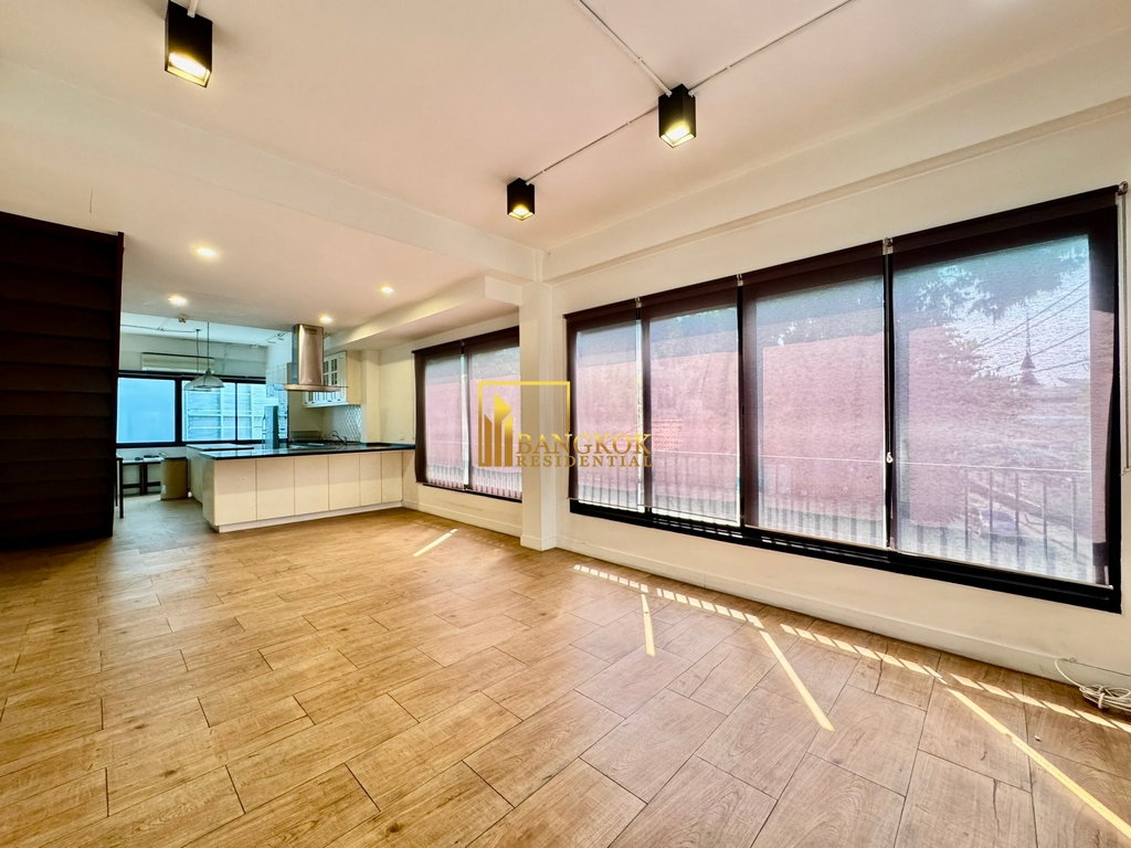 รูป Charming 3 Bedroom Townhouse For Rent in Sathorn Area - BR49030TH - รูปที่ 17/34