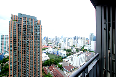 Condos for rent : The Address Asoke Comfortable and Ready to Move-in near MRT Phetchaburi Station