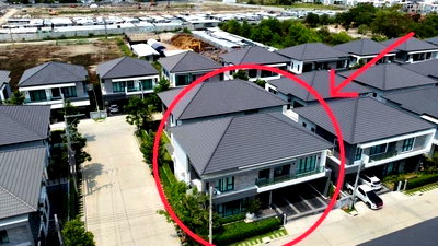Houses for rent Samut Prakarn : ✨ Extraordinary Corner Mansion on Main Road – Luxury Living at Its Finest ✨