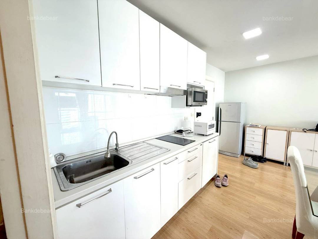 picture Silom Suite Condo Room for Rent  - 2/12