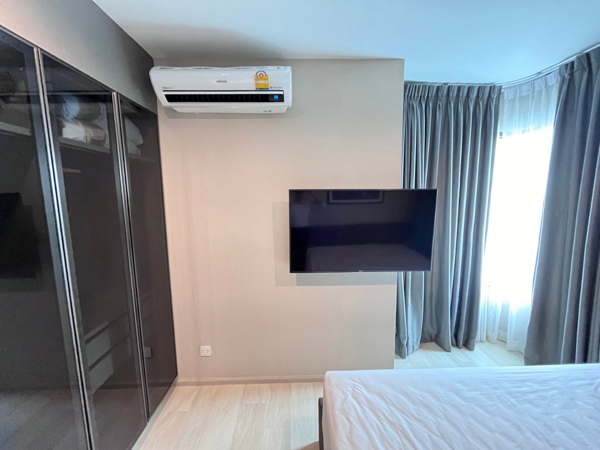 picture For Rent: Life One Wireless, 25,000 THB/month [OMN0027] - 20/20