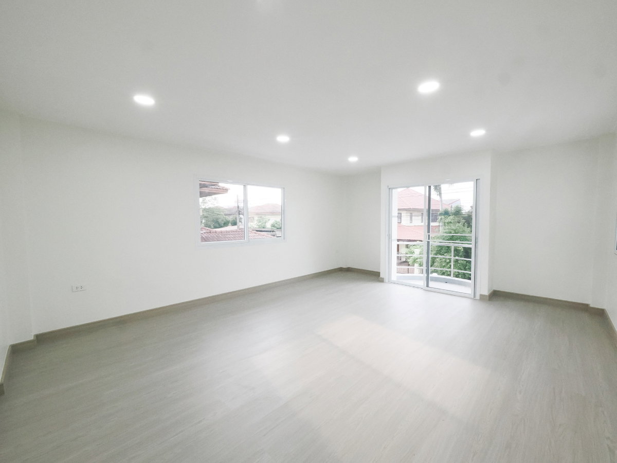 รูป ขายราคาพิเศษ บ้านเดี่ยว 2 ชั้น ขนาด 80.3 ตรว. 3นอน 3น้ำ ม.อู่ทองเพลส2 บ้านหลังใหญ่ ถนนเมน ฟังชั่นดีเยี่ยม พร้อมเฟอร์ [เปียร์​นนท์-ลำลูกกา] - รูปที่ 45/58
