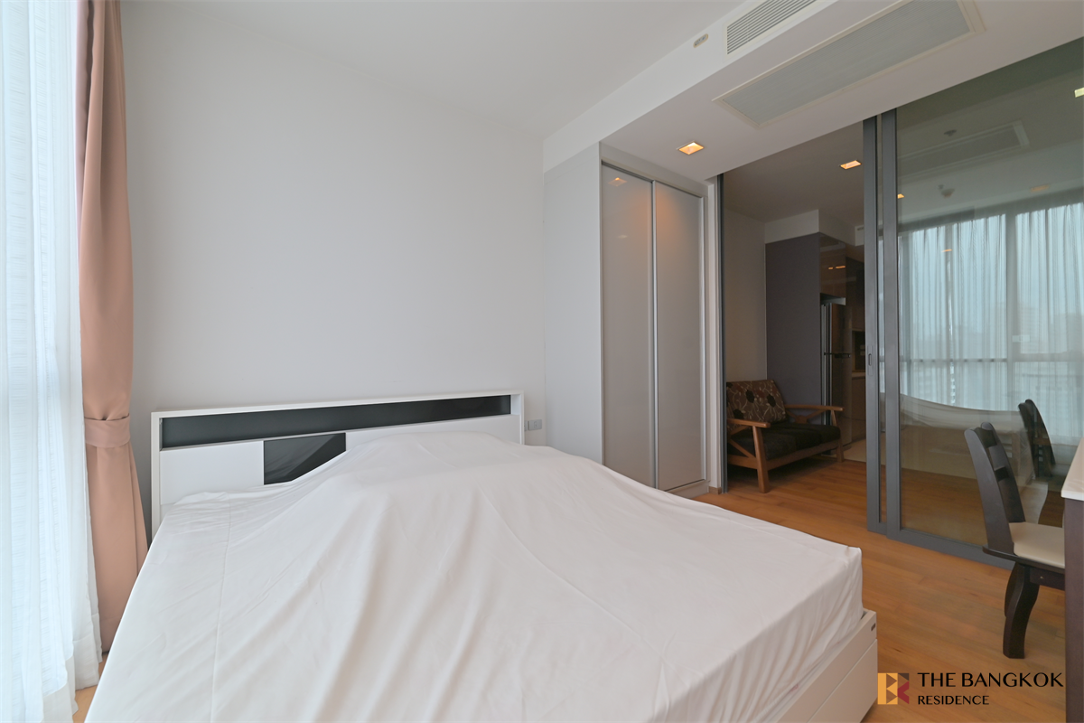 picture Hurry, big discount is ending! Hyde Sukhumvit 13 near BTS Asok - 4/10