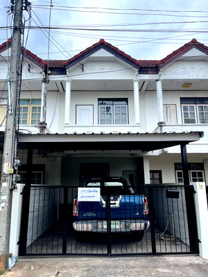 ทาวน์โฮม เมืองนครราชสีมา โคราช : ขายทาวน์เฮ้าส์รีโนเวทใหม่ พร้อมอยู่! ทำเลทองใจกลางโคราช (มิตรภาพ ซอย 8/4)