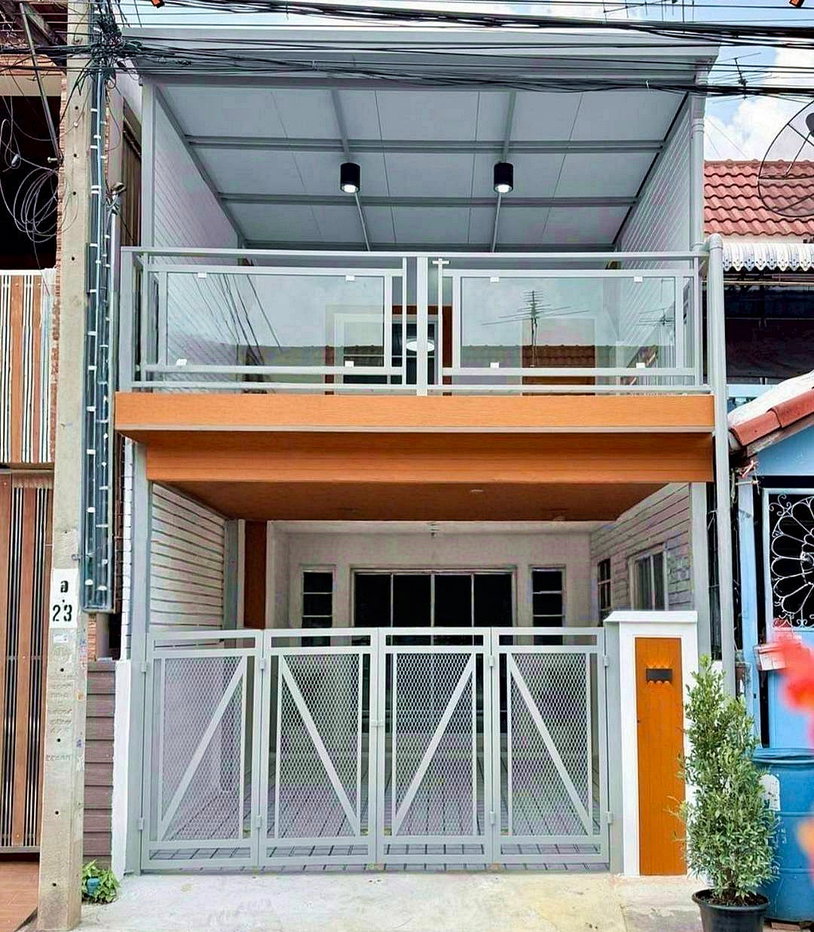 รูป บ้านสวย  มีระเบียงด้านหน้า  #หมู่บ้านพระปิ่น 3  บางใหญ่  ซอยตลาดพระปิ่น 3  ทาวน์เฮ้าส์ 3 ห้องนอน  ใกล้เซ็นทรัล เวสเกต   - รูปที่ 2/21