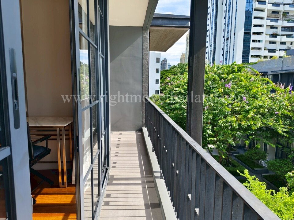 รูป HR1495 FOR RENT | Luxury Townhome at Quarter 31 - รูปที่ 18/33
