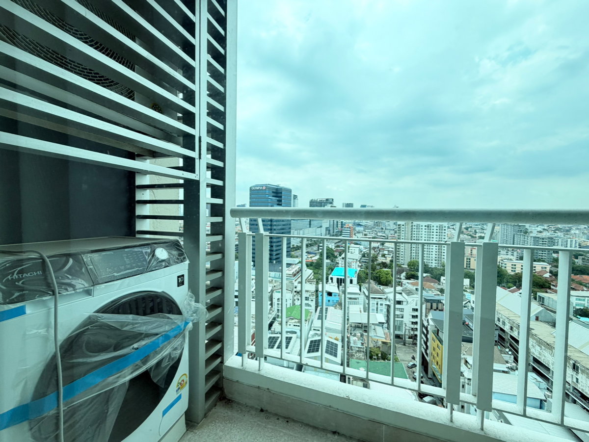 picture For Rent❗️"𝐑𝐇𝐘𝐓𝐇𝐌 𝐑𝐚𝐭𝐜𝐡𝐚𝐝𝐚"  1 Bed 1 Bath Size 46 Sq.m. Near MRT-Ratchadapisek  - 21/23