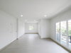 listing thumbnail image 32