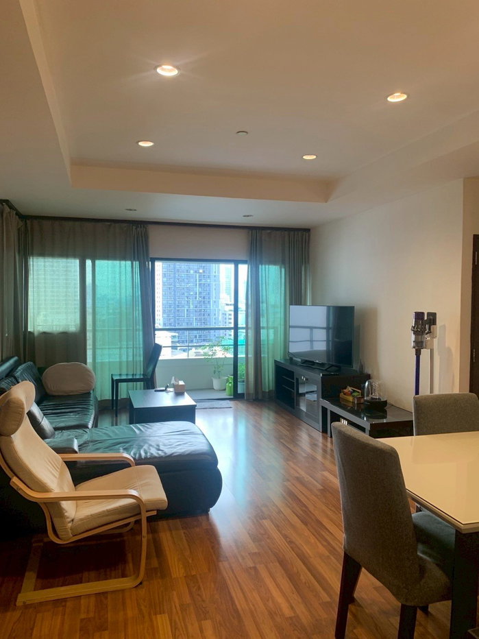 picture LTHC15372 – Spacious Condo for Sale Sathorn | Prime Location Best Value | Near MRT Lumphini | 12.5 MB | คอนโดขาย สาทร ห้องใหญ่ วิวสระว่ายน้ำ คุ้มค่า ใกล้ MRT ลุมพินี - 1/6