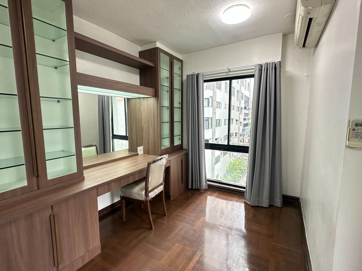 รูป LTH15381 – Spacious Condo Pet-Friendly for Rent Chit Lom | City Lifestyle Best Value | Near BTS Chit Lom | 85,000 THB - รูปที่ 1/6