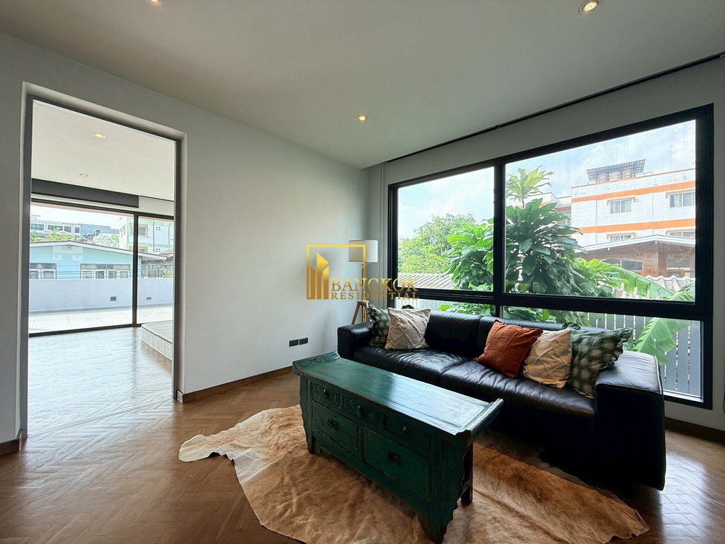 รูป Incredible 4 Bedroom Luxury Pool Villa in Thong Lo Area - BR27616SH - รูปที่ 34/55