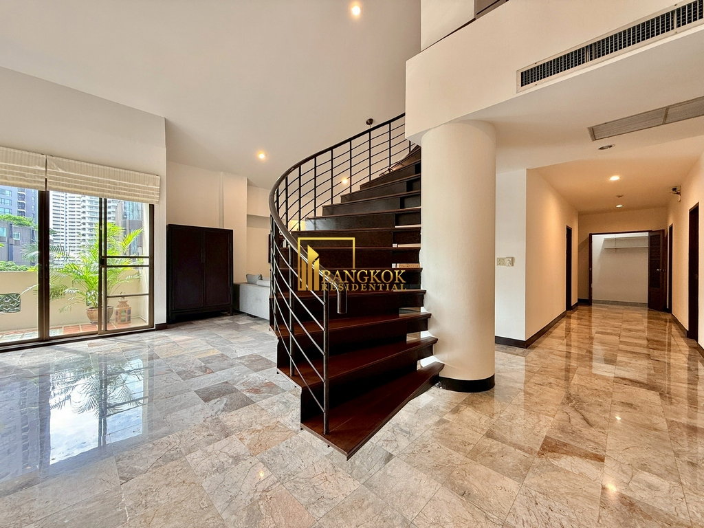 picture Expansive 4 Bedroom Duplex Apartment in Phrom Phong Area - BR0257AP - 5/59