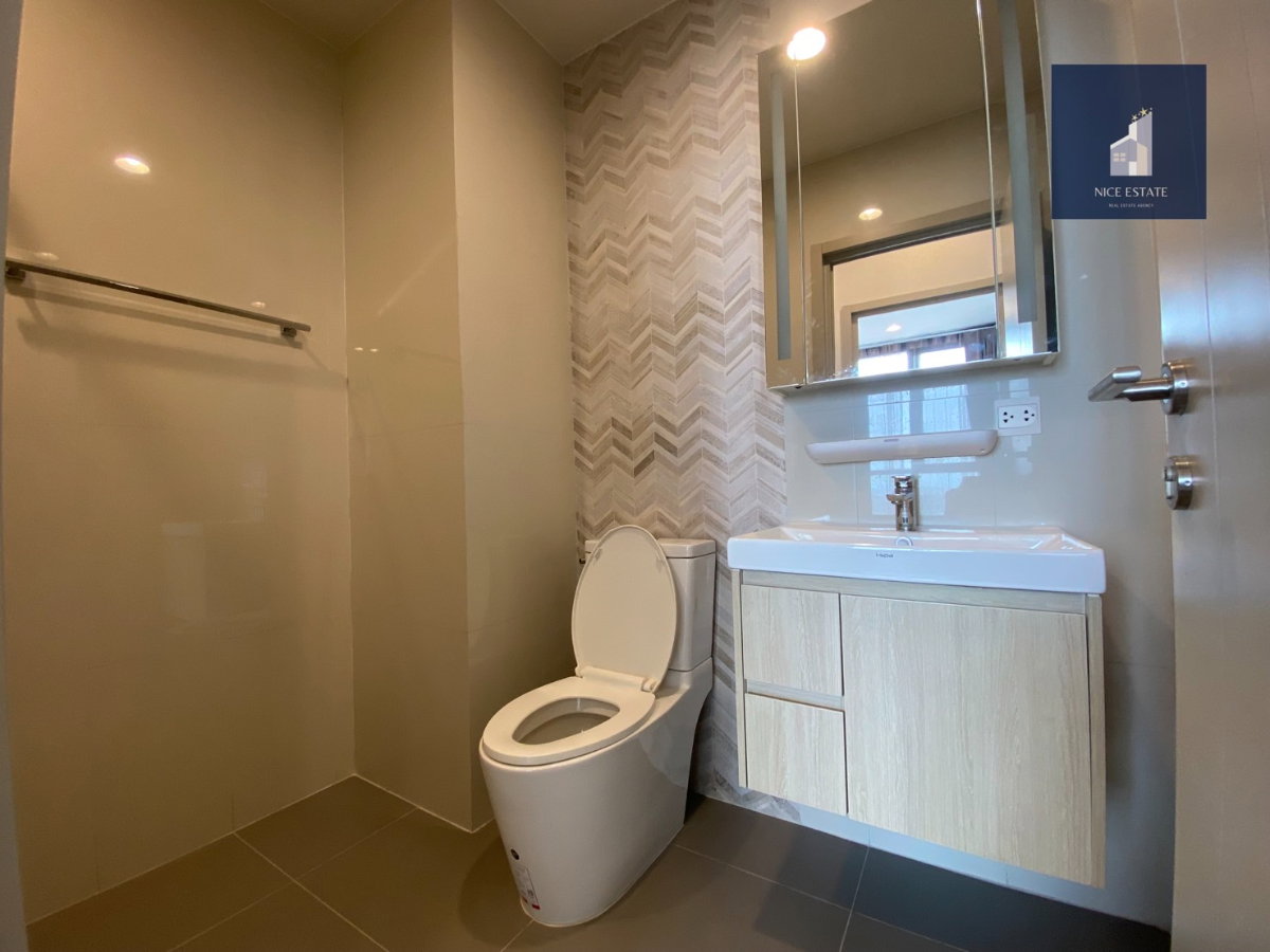 รูป Oka Haus Sukhumvit 36 Free Shuttle to BTS Thonglor  2Bed 2Bath with Bathtub Take River View - รูปที่ 15/17