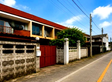 Townhouses for sale King Mongkut s University of Technology North Bangkok  : Townhouse for sale : Soi Phanurangsi 19, Intersection 2 (Bang Kruai - Nonthaburi) Land area 28 square wah. 2 bedrooms 2 bathrooms