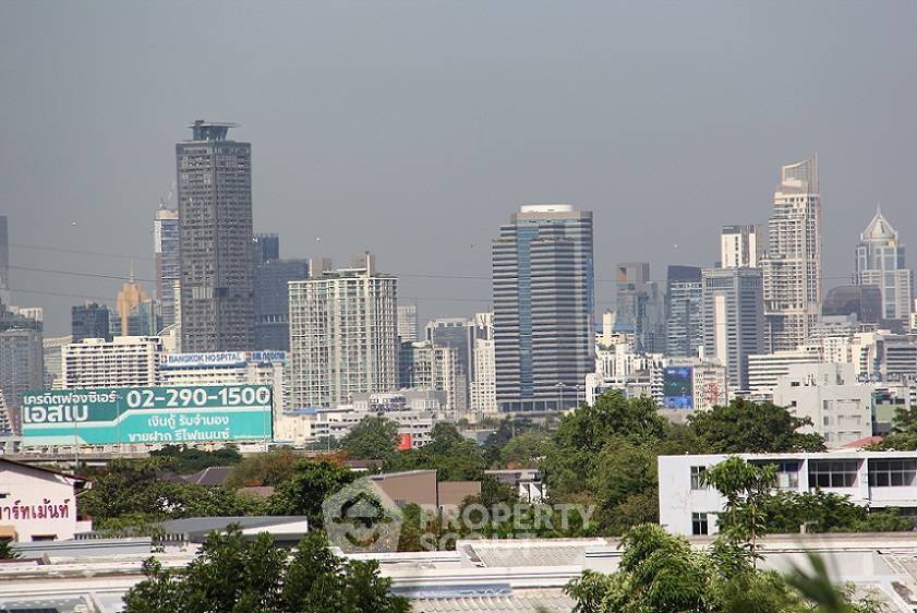 รูป ขายด่วนโดยเจ้าของ | คอนโด Freehold 2 ห้องนอน ขนาดใหญ่ | ไม่มีเสียงรบกวนจากถนน | เสียงนกร้อง | สวน | สระว่ายน้ำคุณภาพเยี่ยม | ใกล้สุขุมวิท | MRT (สายสีส้ม เปิดปี 2027) (ID 2128668) - รูปที่ 22/23