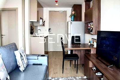 Condos for rent : 1 Bed Large Room  City view Fully furnished Good Location  Close to MRT Sam Yan 270 m.,  Chulalongkorn University @  Ideo Q Chula - Samyan