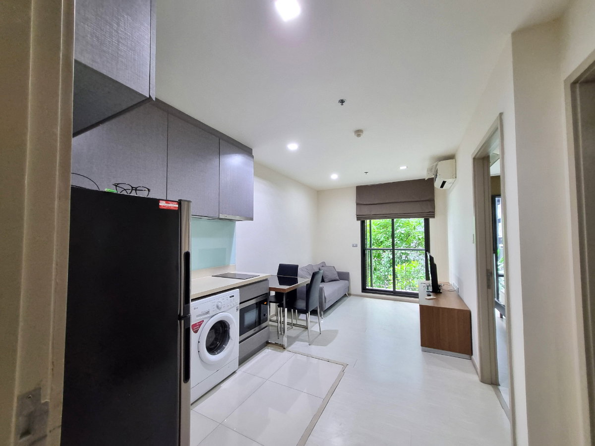 รูป ขายคอนโด Rhythm Sukhumvit 36-38 | ชั้น 7 วิวสระ | ราคาดีที่สุดเพียง 4.9 ล้านบาท - รูปที่ 3/16