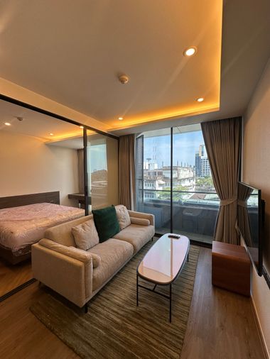 *SALE* 168 Sukhumvit 36 CORNER UNIT 1 Bedroom