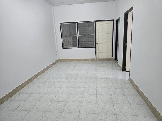 picture FOR RENT TOWNHOUSE PROPERTY 17000 BAHT per MONTH - 13/23