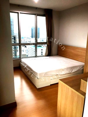 Condos for rent Bangkok : 💎Ready to rent Life @ Ratchada Huaikwang, large room, 2 bedrooms, fully furnished 🚅
