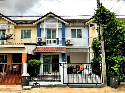 เช่าทาวน์โฮม ปทุมธานี : 🏡 (พร้อมเข้าอยู๋) ให้เช่าพฤกษาวิลล์ 36 ค่าเช่า 15,000 บาท / เดือน  เหมาะสำหรับนักศึกษาอยู่รวมกันทำเลใกล้มหาวิทยาลัยรังสิต เดินทางสะดว
