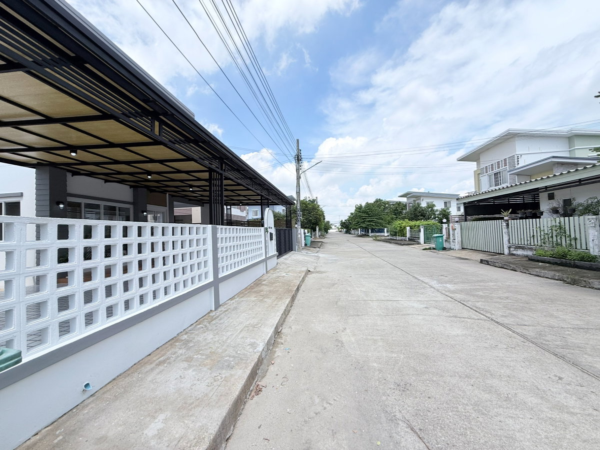 รูป บ้านรีโนเวทใหม่ พร้อมอยู่ ราคาสุดคุ้ม สไตล์โมเดิร์น ทันสมัย ตกแต่งใหม่ทั้งหมด หมู่บ้าน ฟลอร่าวิลล์ เฟส17 ซ.4 สุวินทวงศ์38 ลำผักชี หนองจอก - รูปที่ 6/41