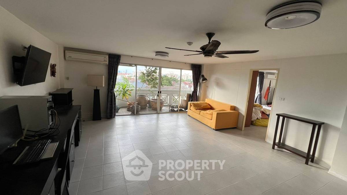 รูป ขายด่วนโดยเจ้าของ | คอนโด Freehold 2 ห้องนอน ขนาดใหญ่ | ไม่มีเสียงรบกวนจากถนน | เสียงนกร้อง | สวน | สระว่ายน้ำคุณภาพเยี่ยม | ใกล้สุขุมวิท | MRT (สายสีส้ม เปิดปี 2027) (ID 2128668) - รูปที่ 1/23