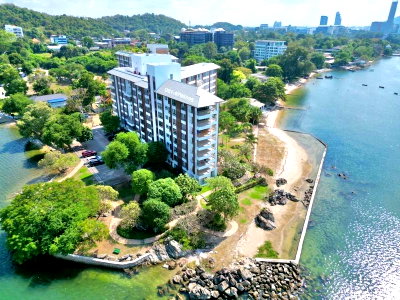 Condos for sale : Condo for sale, Golden Coast Sriracha, Phase 1. Beautiful unit, great view, move in Ready