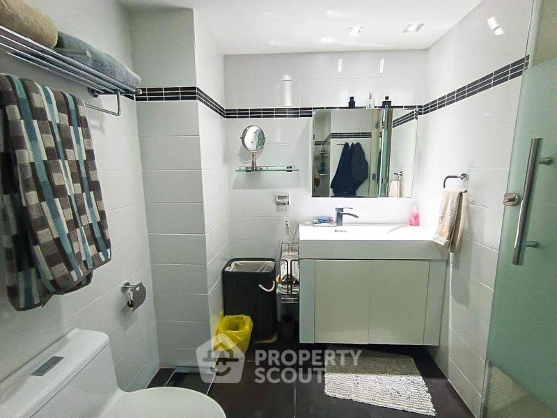 picture 1-BR Condo For Rent At Park Royal 2 Pratumnak, 8th Floor (ID 1529896) - 8/14