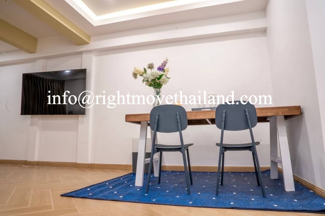 รูป HR2174 Klongtan Niwet Townhouse For Rent - รูปที่ 4/19