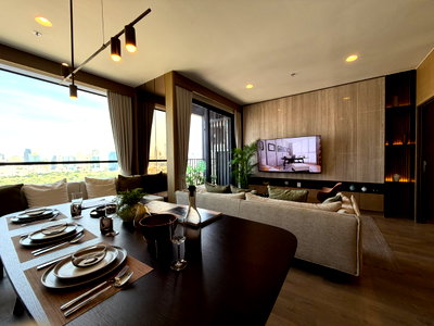 Condos for sale : The Crown Residences Rama 4, Conveniently Connected to Every Lifestyle