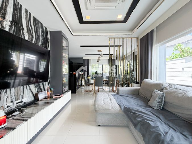 4-bed house for sale, 225 sqm, 64 sq wah, Centro Sathorn-Kanlapapruek