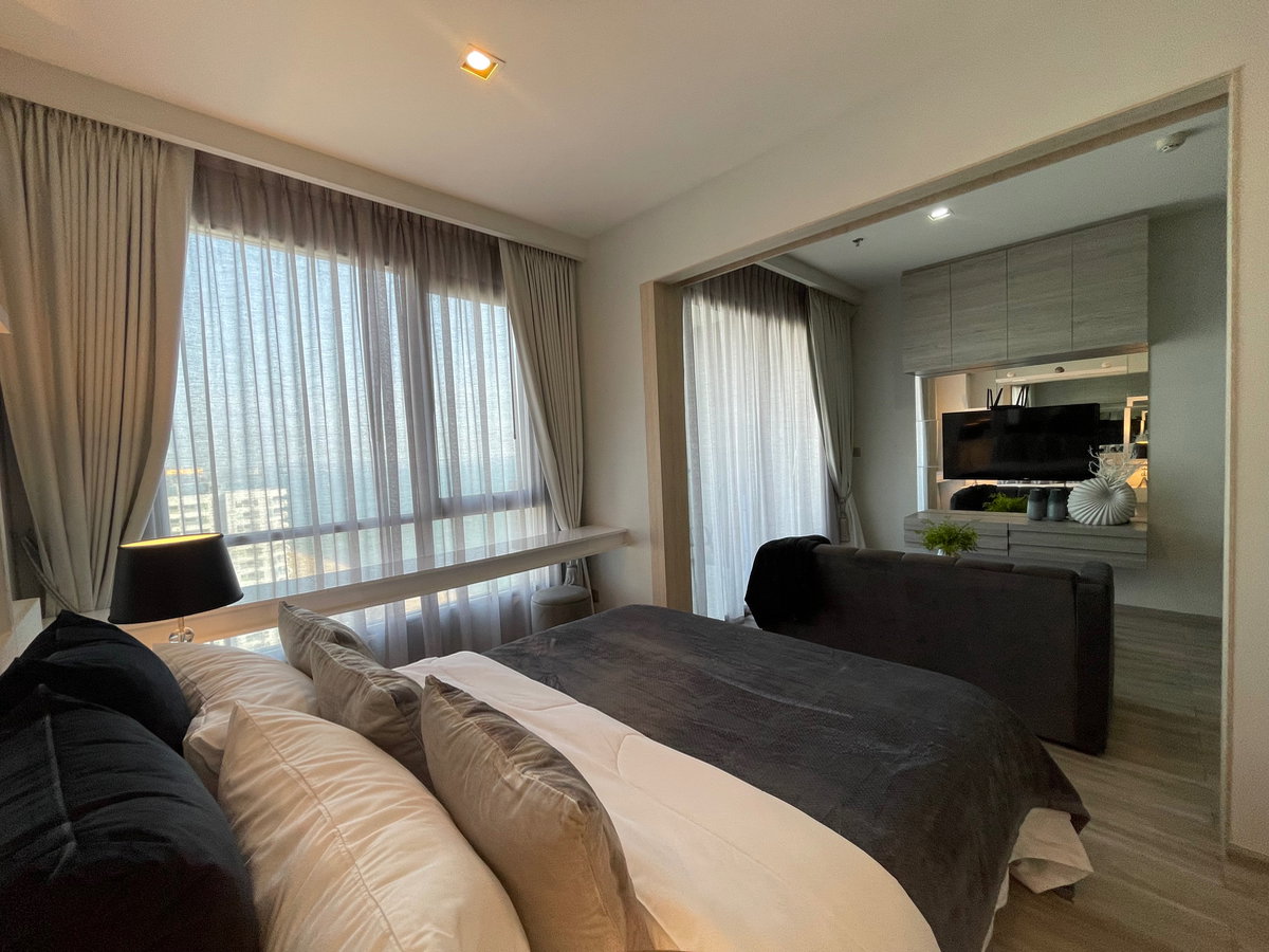 รูป For rent Aeras Beachfront Condo SeaView Free  Internet WiFi  - รูปที่ 16/39