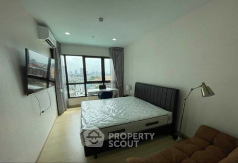 1-BR Condo at Supalai Loft Prajadhipok-Wongwian Yai near BTS Wongwian Yai (ID 2883027)
