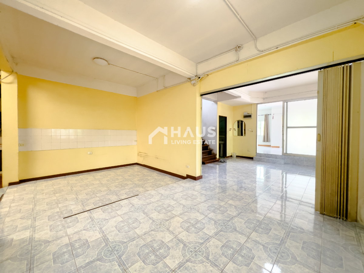 picture Baan Pradab Dao 1-4 / 4 Bedrooms #HRP3061 - 8/37