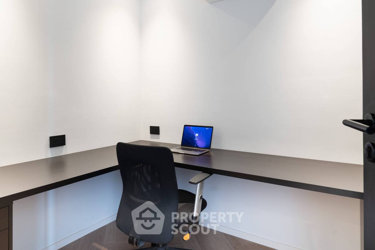 รูป คอนโด 3-ห้องนอน ที่ เจซี ทาวเวอร์ ทองหล่อ ใกล้ พร้อมพงษ์ (ID 1440679) - รูปที่ 28/47