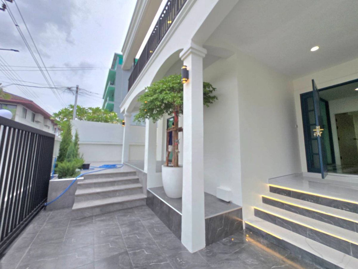 รูป บ้านเดี่ยวหลังมุม โซนนวมินทร์-ประเสริฐมนูกิจ-นวลจันทร์-บางกะปิ-ลาดพร้าว ตกแต่งใหม่ทั้งหลัง ซอยนวมินทร์ 127 แขวงนวลจันทร์ เขตบึงกุ่ม - รูปที่ 10/53