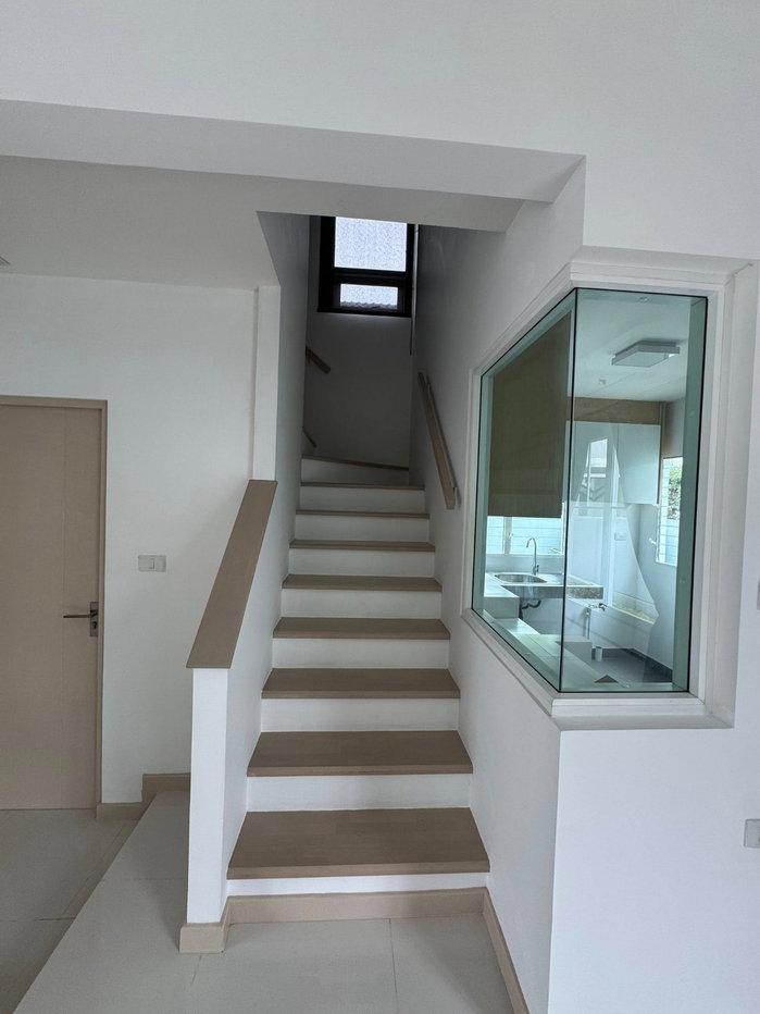 รูป 🏡 บ้านเดี่ยวให้เช่า! Villaggio ศรีนครินทร์-บางนา — บ้านสวยสไตล์ยุโรป ใกล้ Mega Bangna (Pet Friendly 🐾) - รูปที่ 5/14