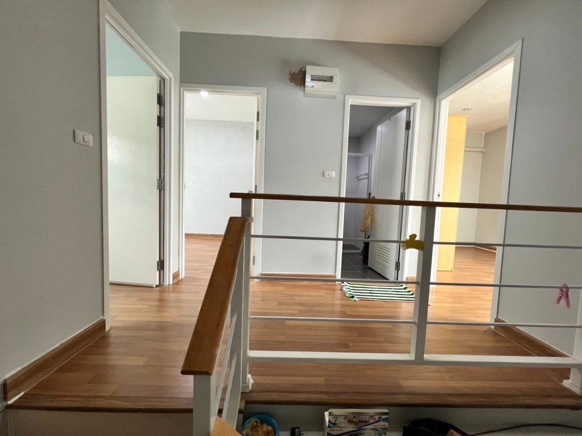 รูป 🏡✨ ขาย / เช่า ทาวน์โฮม ทำเลลาดกระบัง 54 3 ห้องนอน 2 ห้องน้ำ บ้านสวย พร้อมอยู่ เดินทางสะดวก ใกล้สนามบินสุวรรณภูมิ บ้านสภาพดี ทำเลน่าอยู่ - รูปที่ 9/15