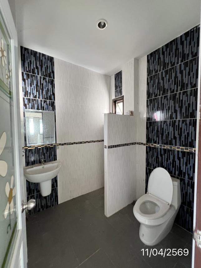 picture HOME 53.1 Sq.w. Si Racha Chonburi for 1.7M - 23/32