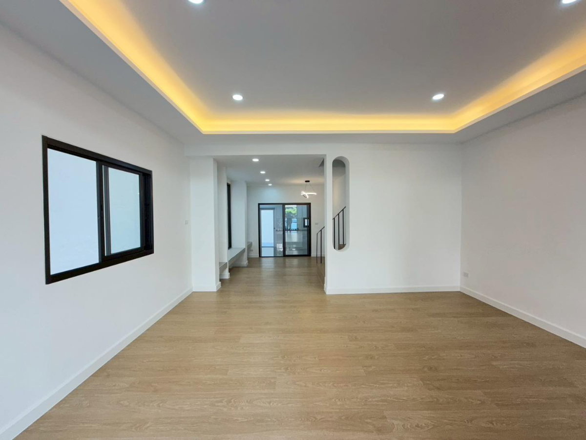 รูป 🏡 ขายทาวน์เฮาส์ 2 ชั้น หมู่บ้านเมืองเพชรวิลเลจ  📍ถนนสวนผัก ซอยทุ่งมังกร 10 แขวงฉิมพลี เขตตลิ่งชัน กรุงเทพมหานคร - รูปที่ 8/28