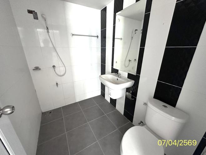 picture TOWN HOUSE 28.7 Sq.w. Lat Lum Kaeo Pathumthani for 2.2M - 7/40