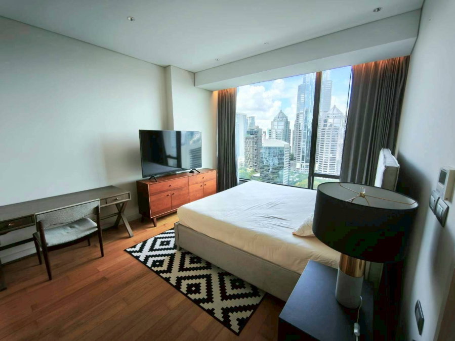 รูป เช่า Sindhorn Residence✨ 2Bed Duplex (99ตรม.) วิวสวนลุม 🌳 เลย์เอาท์เหมือนบ้าน ทำเลหลังสวน-ชิดลม Rare Item นานๆ หลุดที!📍 100k/ด. ว่างพร้อมอยู่🔑 - รูปที่ 5/15