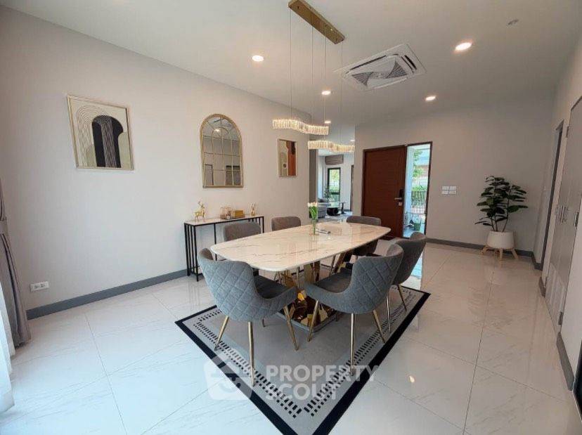 รูป บ้าน 4-ห้องนอน ที่ เดอะ ซิตี้ บางนา ใน บางแก้ว (ID 2893615) - รูปที่ 2/19