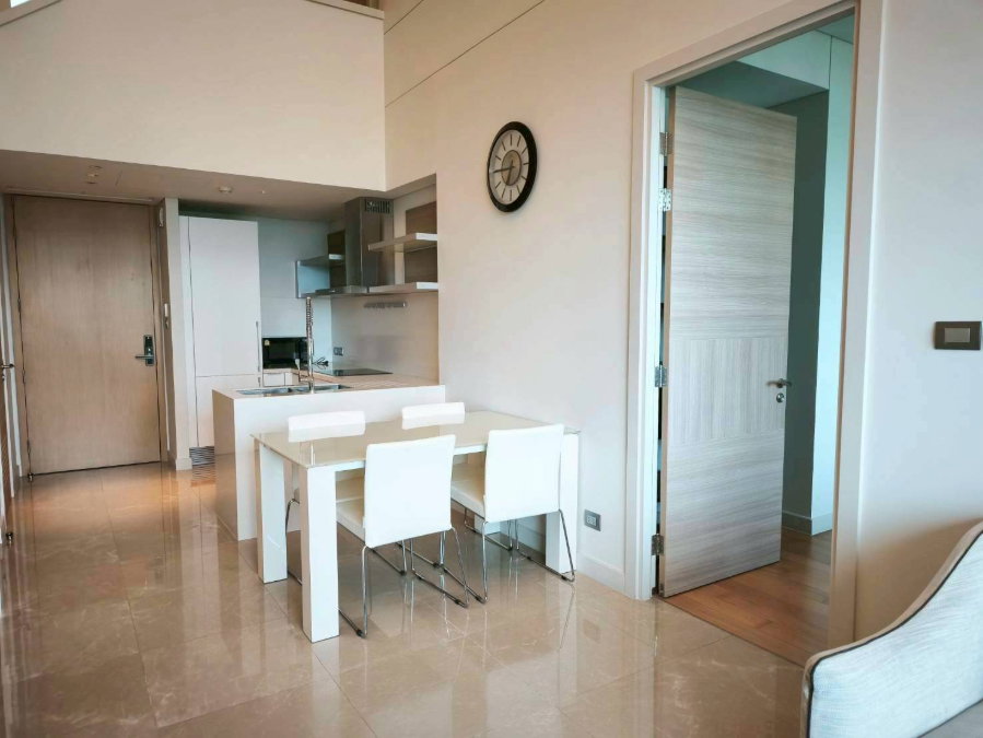 รูป เช่า Sindhorn Residence✨ 2Bed Duplex (99ตรม.) วิวสวนลุม 🌳 เลย์เอาท์เหมือนบ้าน ทำเลหลังสวน-ชิดลม Rare Item นานๆ หลุดที!📍 100k/ด. ว่างพร้อมอยู่🔑 - รูปที่ 10/15