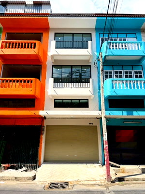 อาคารพาณิชย์ สมุทรปราการ : 🏠 ขายอาคารพาณิชย์ 3.5 ชั้น สุขสวัสดิ์ 78 (ซอยวัดชังเรือง)  ทำเลชุมชน เดินทางสะดวก ใกล้ทางด่วน
