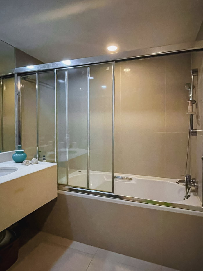 picture ðĨCP-10823ðĨThe Trendy CondominiumðLine : @mastercondo - 8/10