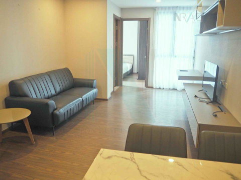 For rent, Artisan Ratchada, 1 bedroom, 14th floor, Building B, near MRT Thailand Cultural Center.