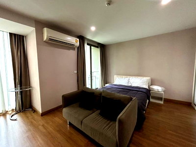 Condos for rent 700 Year Sports Arena Chiang Mai : The Nimmana CONDO 16,000 Baht/month at Nimman Road soi 6 Tel.082-3899314(Bubu)