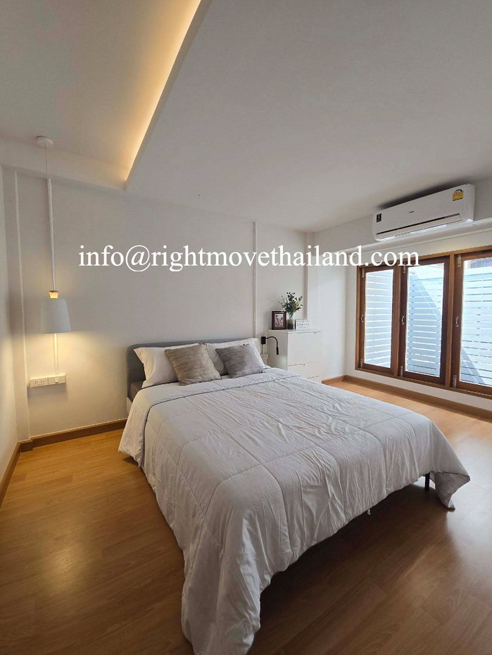 รูป HR1461 Townhouse For Sale with Tenant - รูปที่ 8/18
